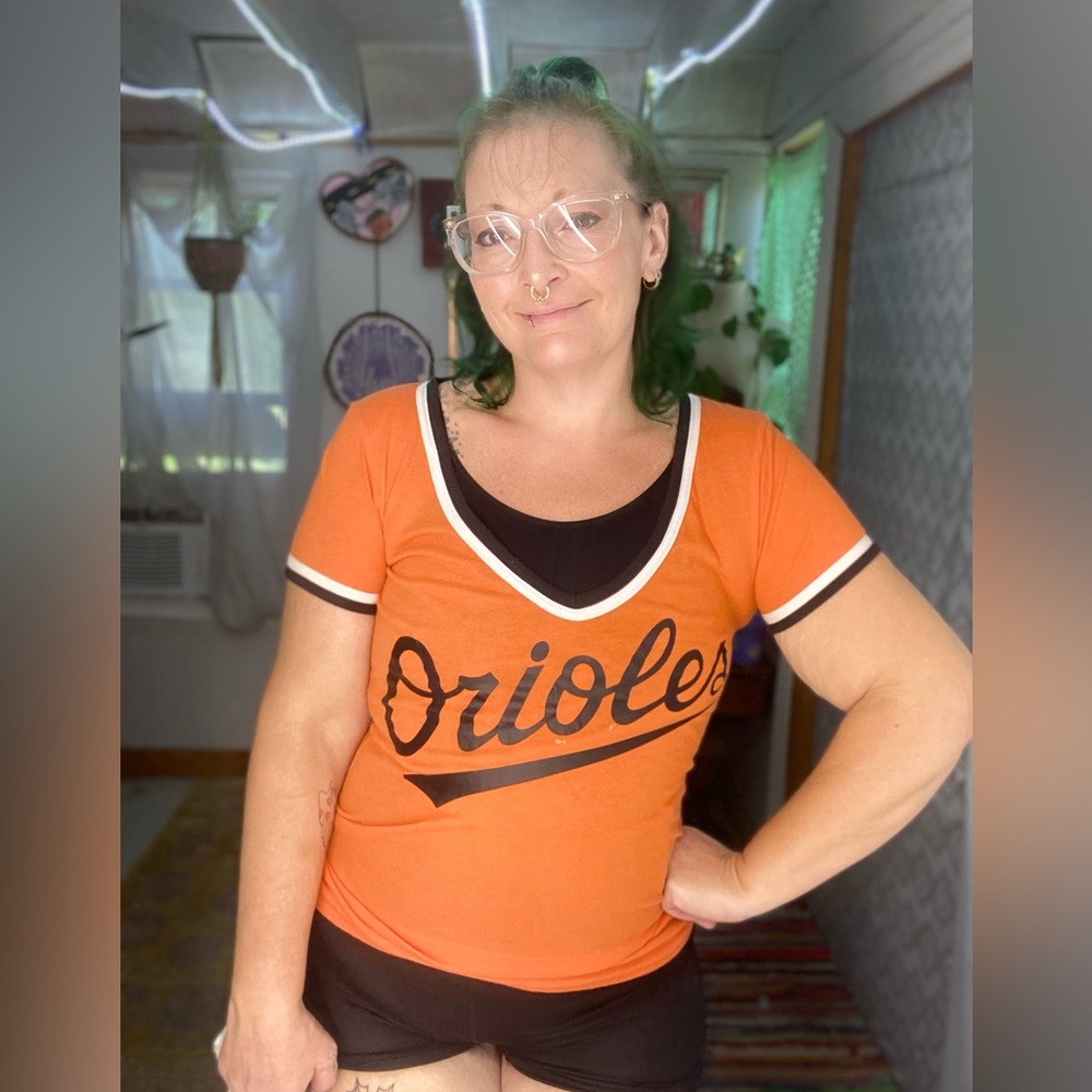 Baltimore Orioles Genuine Merchandise Orange & Black V Neck Lightweight medium